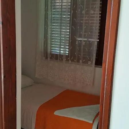 Apartman Milla *